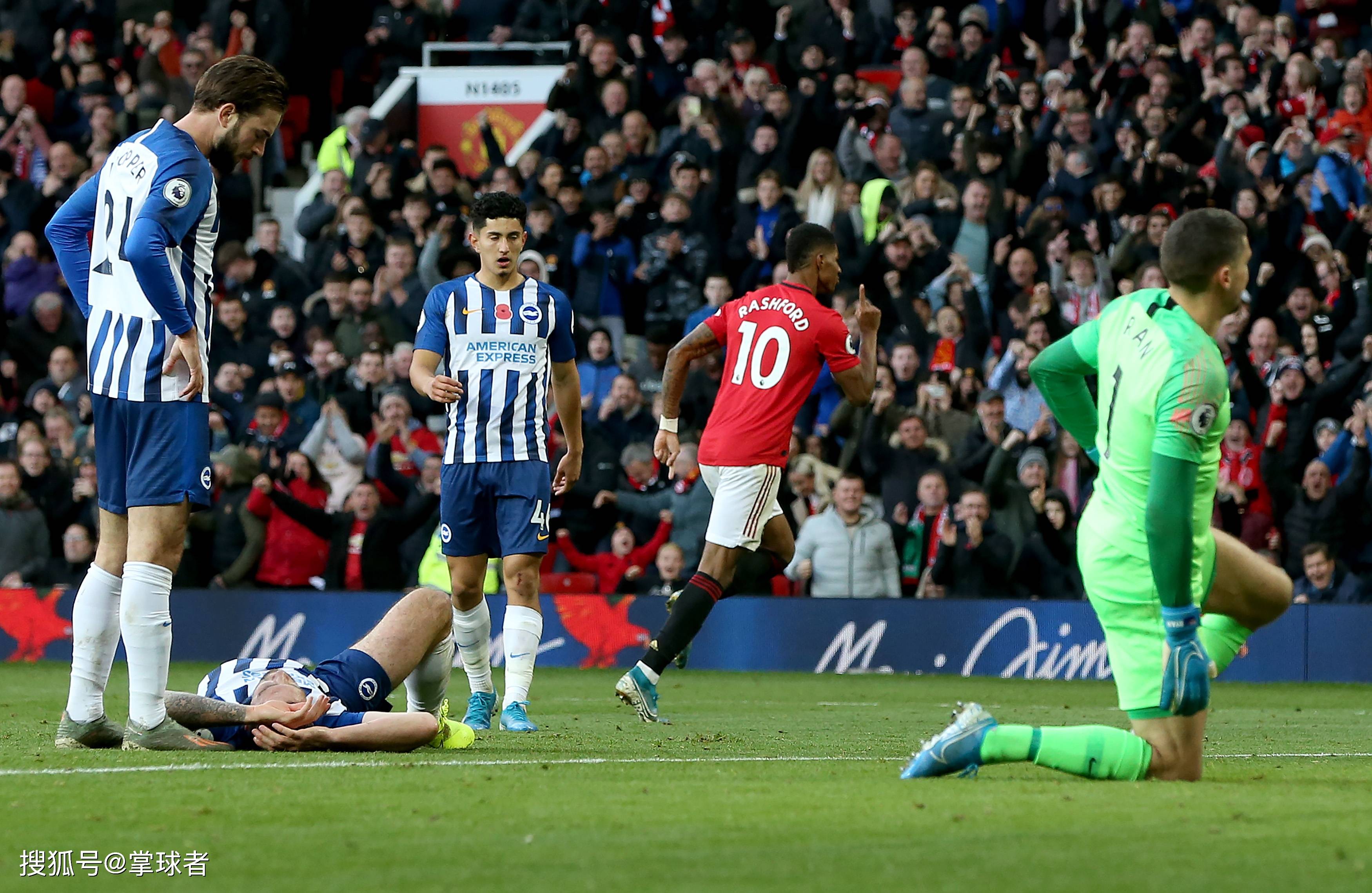 她以卓越的 她以卓越的