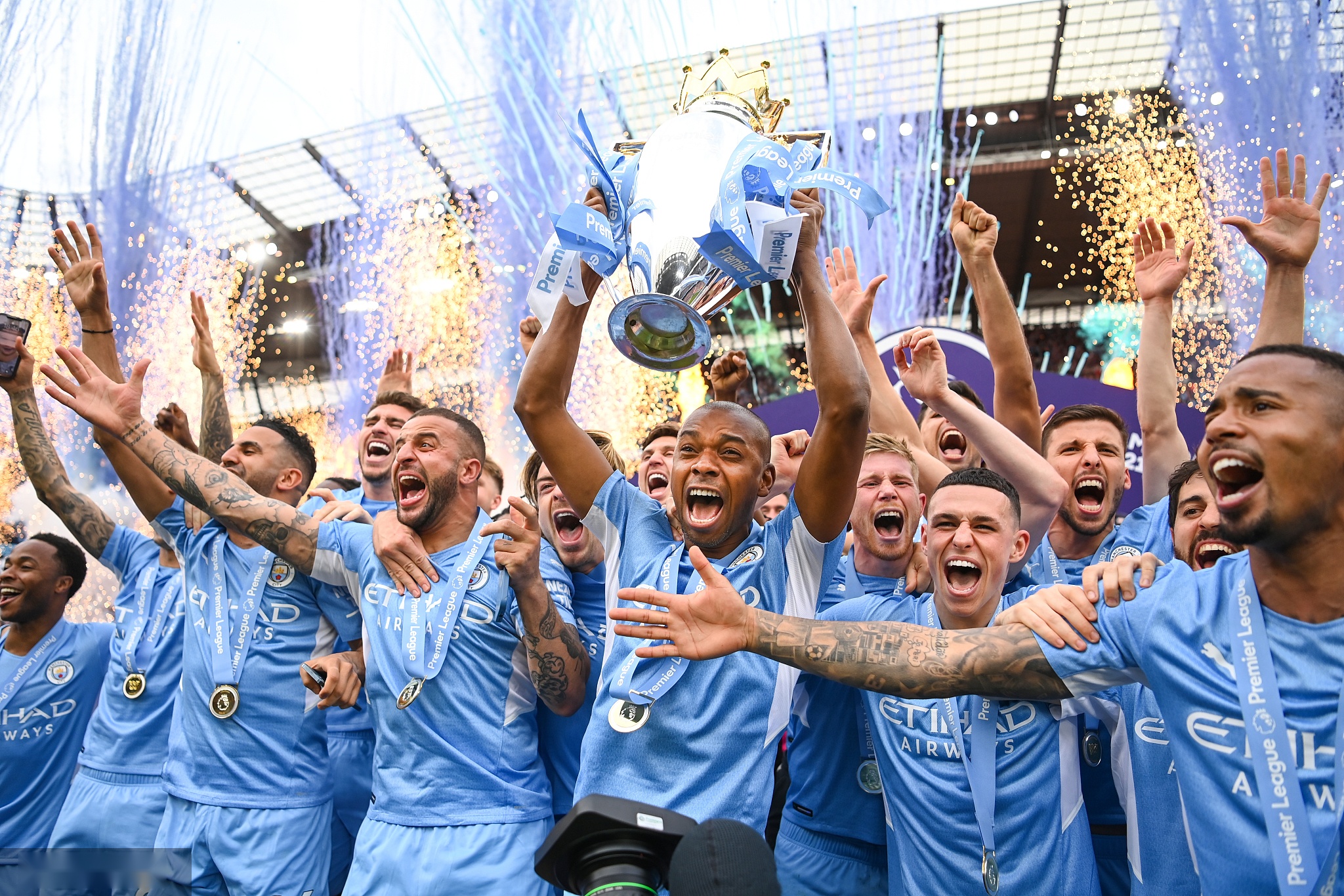 这也解释了 这也解释了